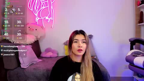    online show from September 15, 11:44 am