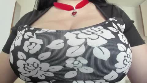 Ann online show from November 5, 10:39 am