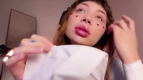 Elsa online show from February 15, 5:30 am