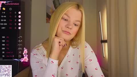 Jenny online show from February 13, 3:43 am