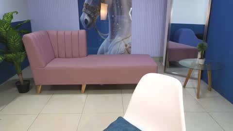 Kaitlyn online show from February 23, 8:22 pm