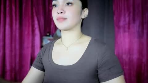 LOVE online show from April 28, 5:39 pm