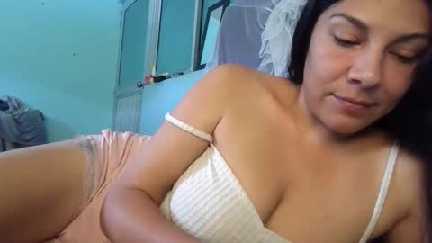 Maya online show from May 26, 7:09 pm