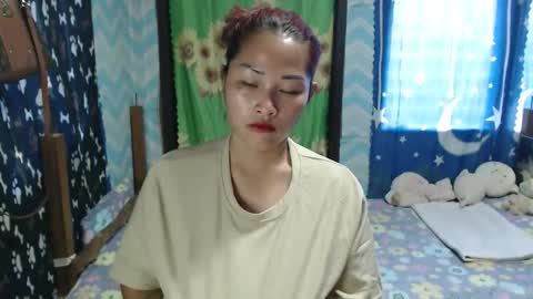 Snapshot of lovely_singlemom chatting on October 19, 10:03 pm ask me dear online show from October 19, 10:03 pm