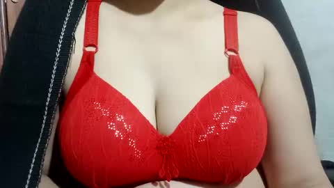 katrina follow me guys online show from November 22, 3:16 am