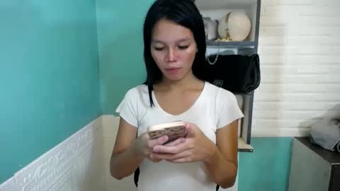 Thea  online show from February 7, 12:19 pm