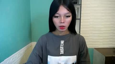 Thea  online show from March 8, 2:37 am