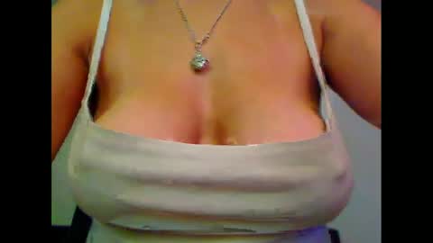 LovelyAnnaSQ online show from November 17, 11:46 am