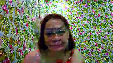 lovelyasiancutie online show from May 3, 8:48 pm
