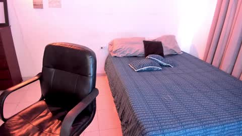 lovely   online show from February 3, 8:35 pm