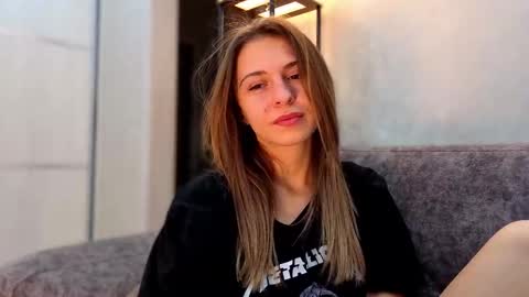 Kate only online show from October 4, 2:15 pm