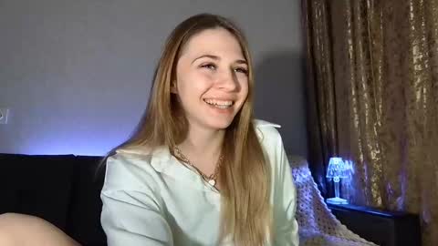 Kate only online show from February 26, 2:27 pm