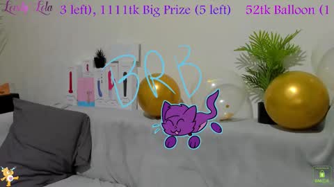 Snapshot of lovelylola_fr chatting on October 10, 10:36 pm Lola online show from October 10, 10:36 pm