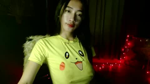 lovelypetite143 online show from February 23, 3:47 pm
