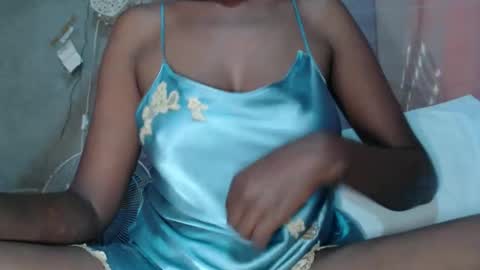 miss fancy louis online show from April 14, 5:22 am