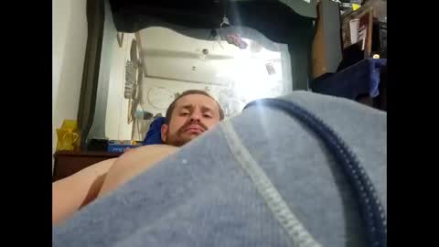 Lovepussy1998xb online show from December 6, 12:29 am