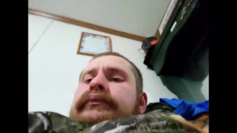 Lovepussy1998xb online show from December 1, 9:50 pm