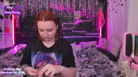 Snapshot of lover_emmy chatting on February 18, 3:31 pm Emmy online show from February 18, 3:31 pm