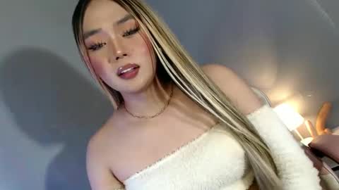 lovers moon22 online show from February 2, 2:17 am