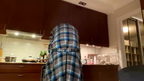 loveshine_ online show from December 3, 5:37 am