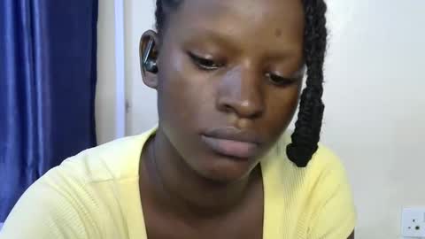 Snapshot of loveslut_ chatting on October 16, 9:46 pm loveslut_ online show from October 16, 9:46 pm