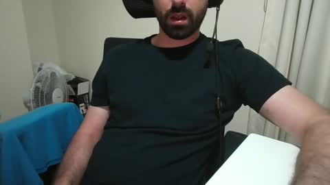 lovetojiz933 online show from December 10, 12:06 am