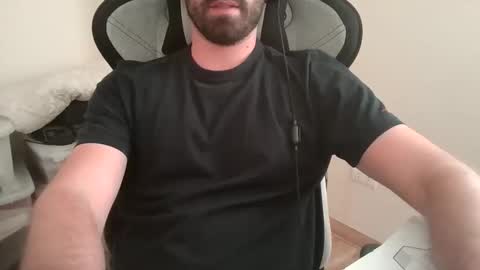 lovetojiz933 online show from April 9, 6:35 pm