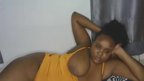 loveytiana online show from December 23, 9:04 am