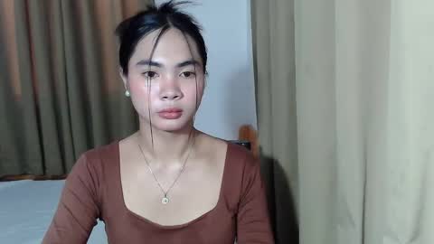 Snapshot of loving_rhean chatting on September 28, 3:04 am loving_rhean online show from September 28, 3:04 am