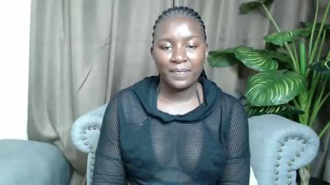 Snapshot of loyalcutie chatting on January 28, 5:00 am loyalcutie online show from January 28, 5:00 am