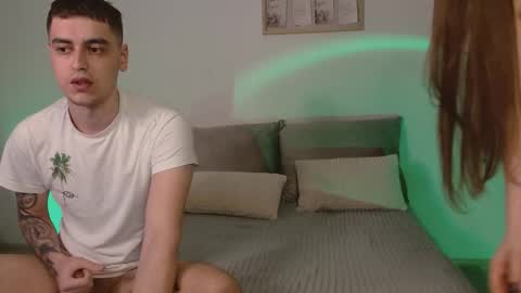 loyliksi online show from November 20, 9:34 pm