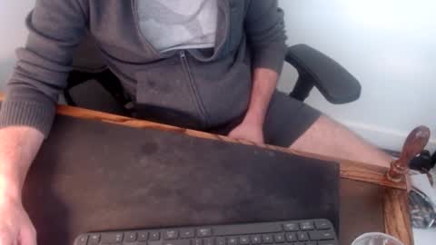 lreed090 online show from September 12, 6:21 pm