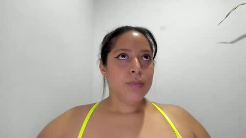 Lucy online show from April 22, 4:08 am