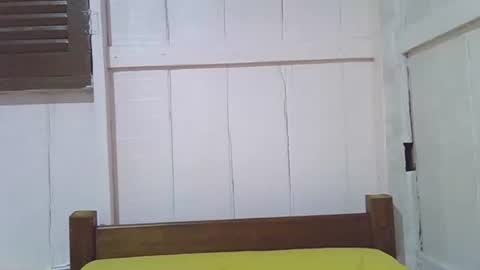 Snapshot of luana42 chatting on September 30, 4:23 am Luana online show from September 30, 4:23 am