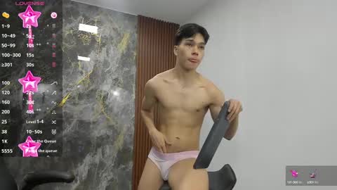 Snapshot of luandy_ chatting on March 10, 11:23 am lUAN online show from March 10, 11:23 am