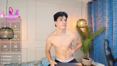 Snapshot of luandy_ chatting on October 3, 8:28 pm lUAN online show from October 3, 8:28 pm