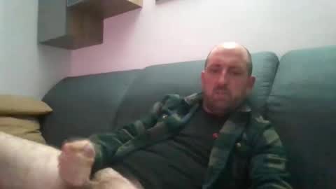 Snapshot of lucabeech88 chatting on October 26, 6:07 pm Luca online show from October 26, 6:07 pm