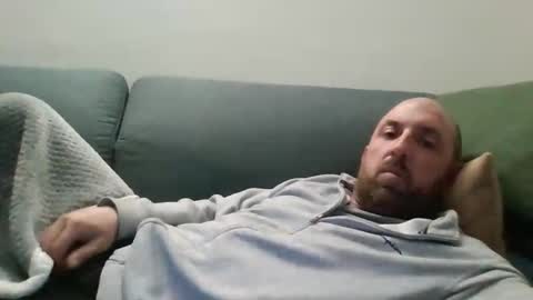 Luca online show from February 25, 8:01 pm