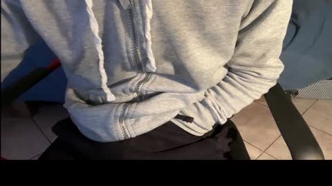 luca online show from December 6, 7:50 pm