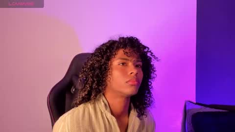 Snapshot of lucas_eevans07 chatting on January 17, 3:43 pm online show from January 17, 3:43 pm