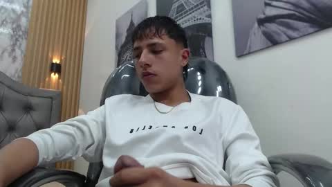  LUCAS RIVAS  online show from March 3, 10:28 pm