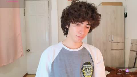 lucas_xo online show from November 20, 6:01 am