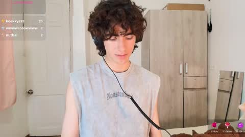 lucas_xo online show from November 21, 6:11 am