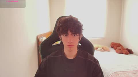lucas_xo online show from June 25, 6:35 pm