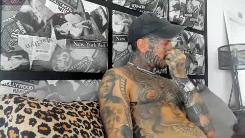 lucasexclusive online show from February 22, 5:12 am