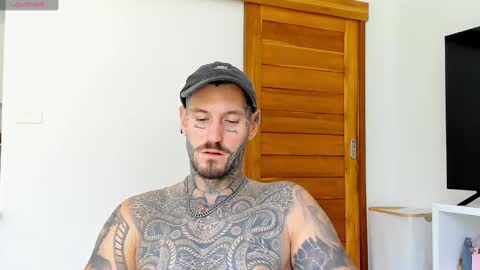 lucasexclusive online show from September 20, 7:11 am