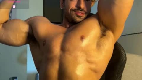 lucasfit24 online show from March 15, 2:42 pm