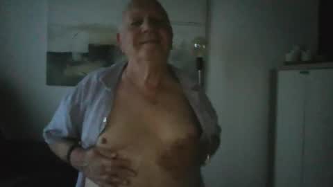 lucbottom031249 online show from June 8, 3:18 am