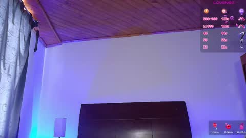 Snapshot of luccycollins_ chatting on October 3, 8:50 pm Luccy online show from October 3, 8:50 pm