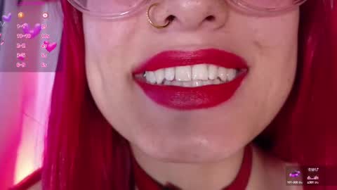 Snapshot of luccycollins_ chatting on September 11, 2:51 pm Luccy online show from September 11, 2:51 pm